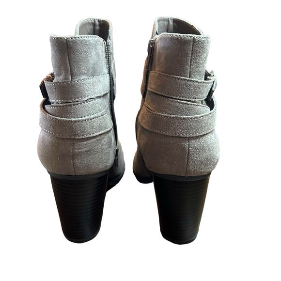 Style & Co Zolaa Block-Heel Booties Taupe Wrap Straps Boho Western NEW Size 10 - Picture 4 of 11